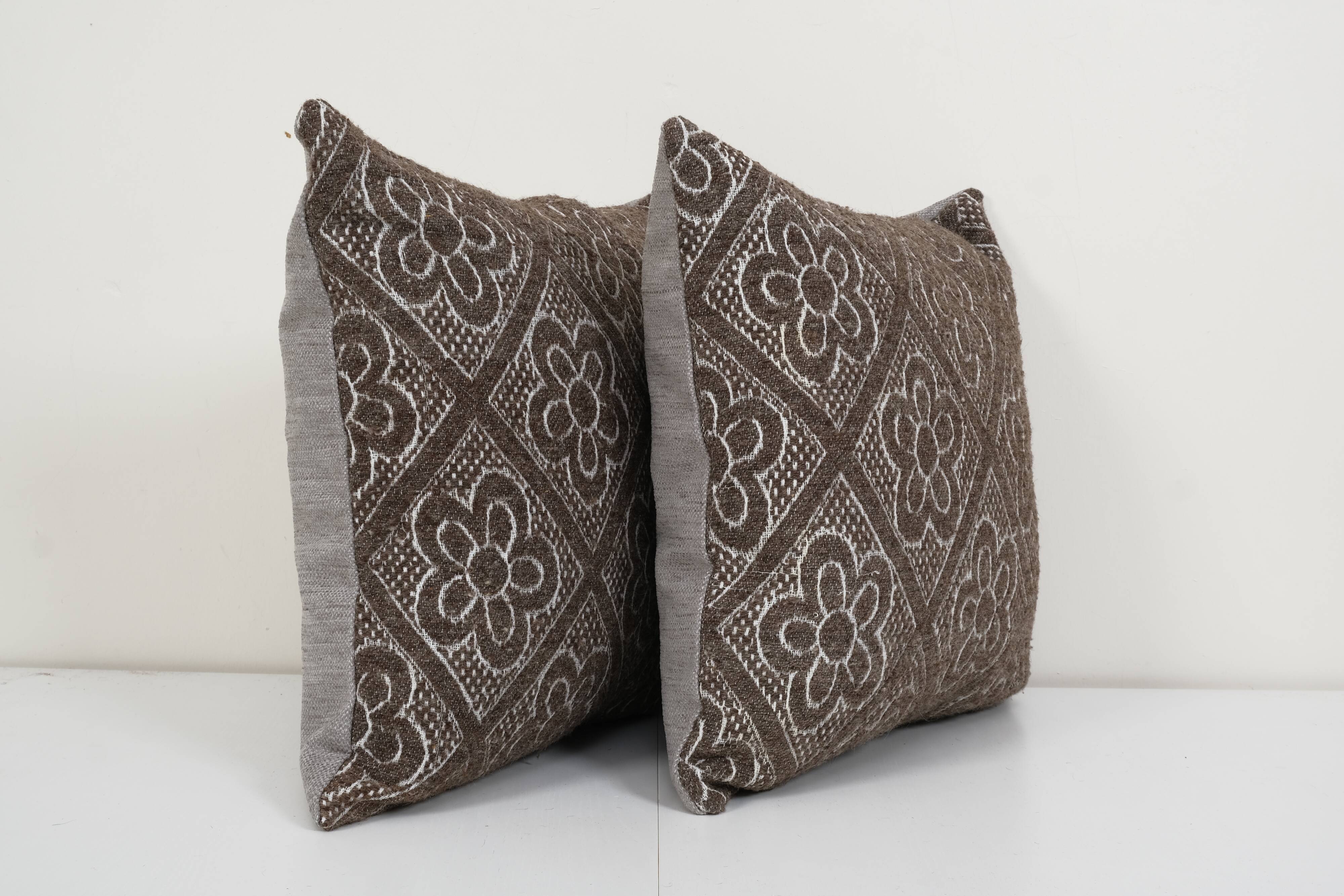 Vintage turkish handmade large cushion, pair flat-weave kilim rug pillow, set of two vintage wool