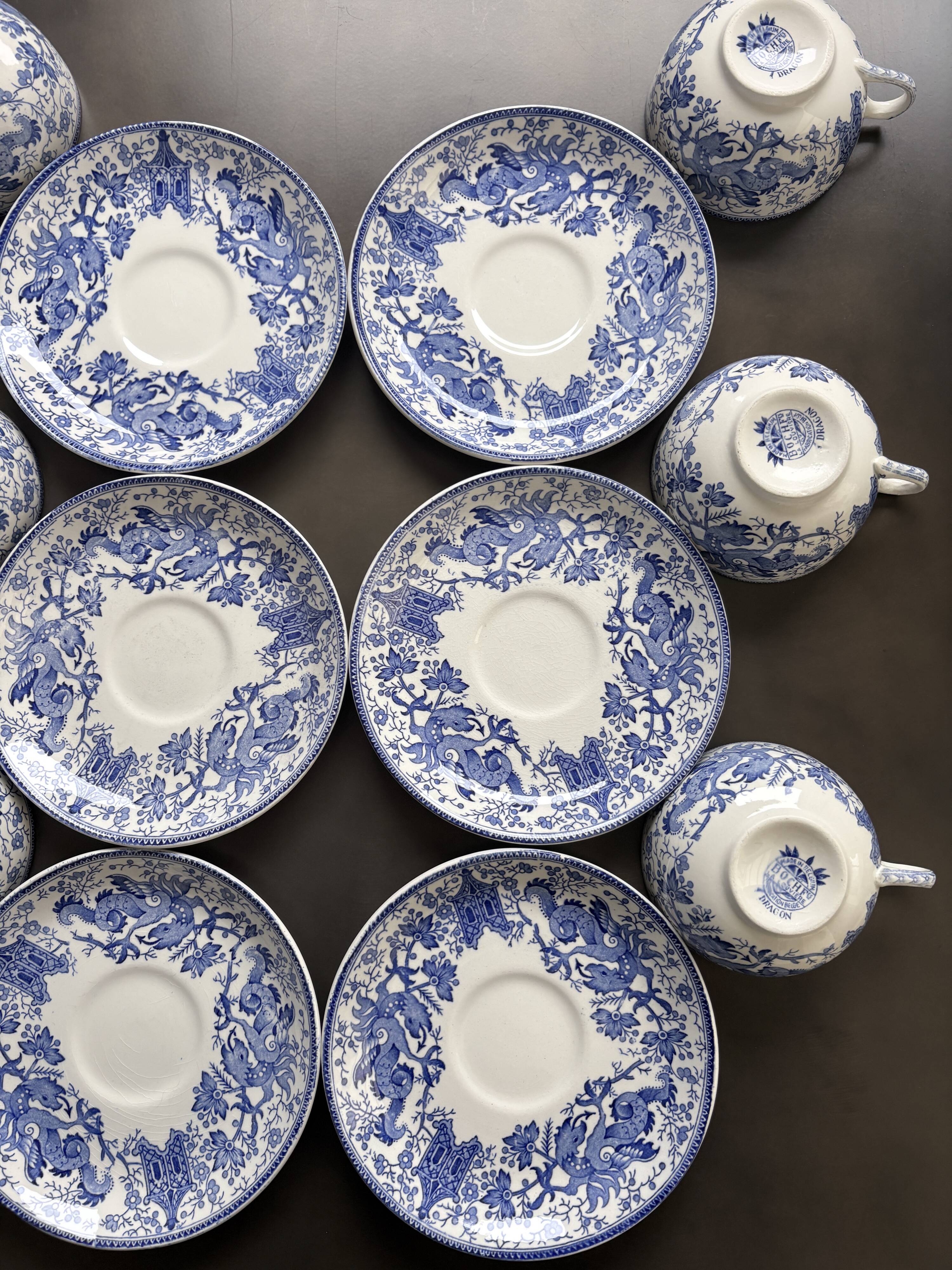 Service de 6 Grandes Tasses Dragon Boch