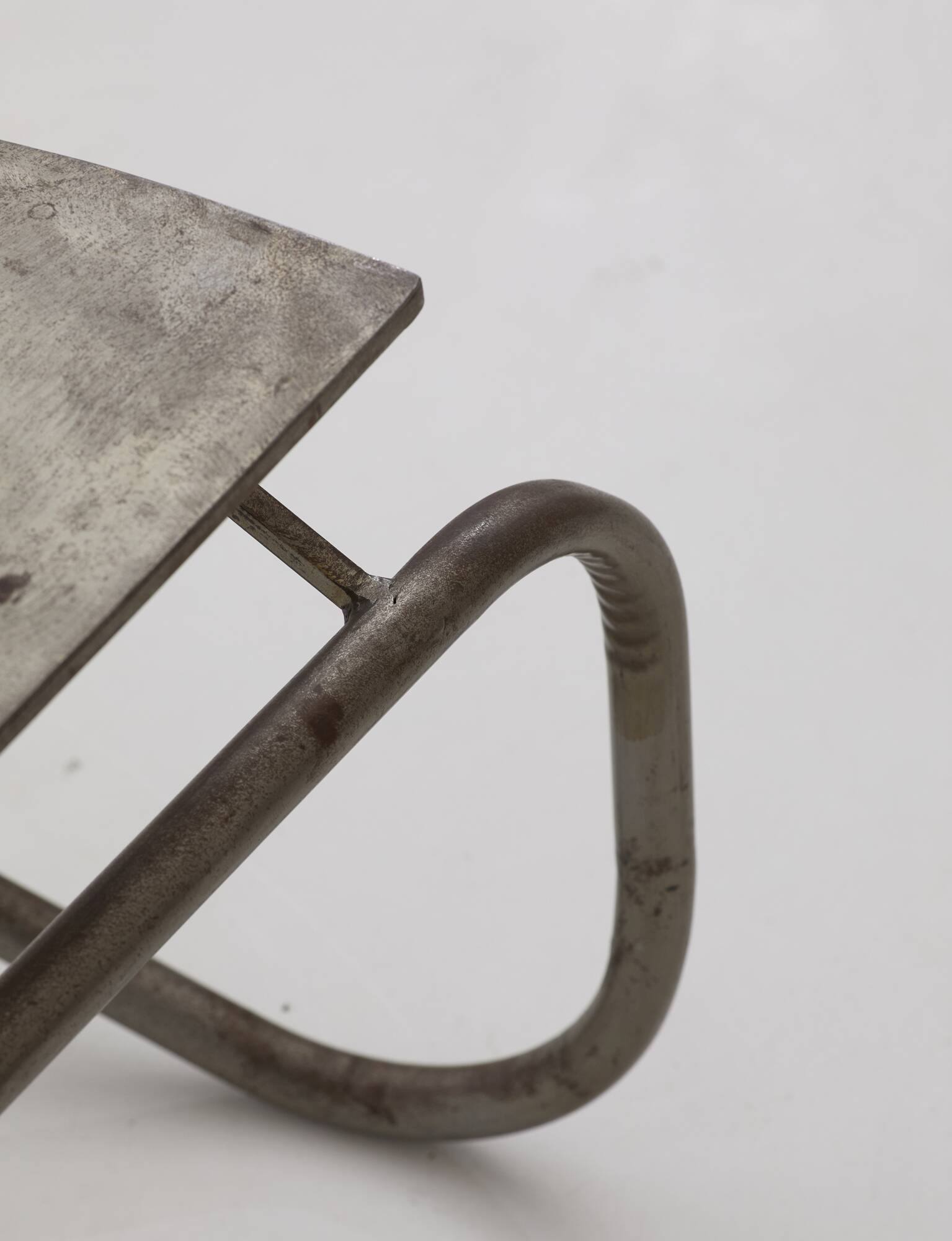 Sculptural metal bench / Artist's work dating from 2000