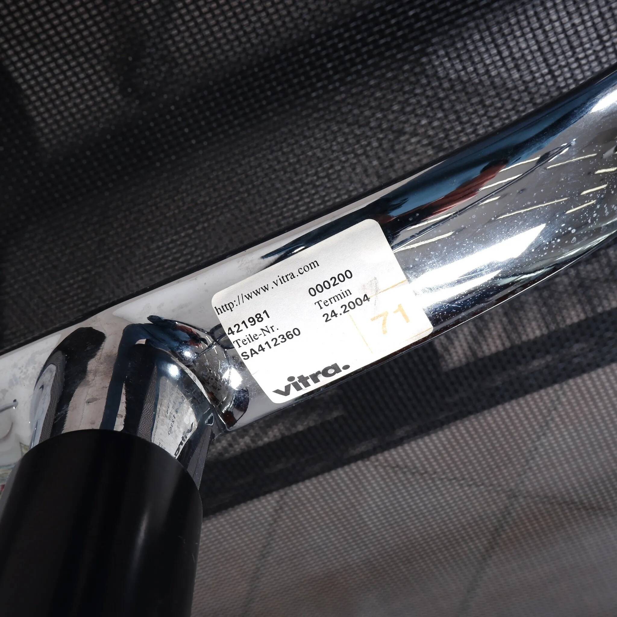 Eames Office Chairs EA 108 mit Rollen