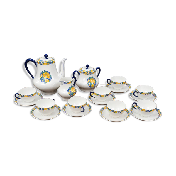 Service à café en porcelaine de Limoges B&C – modèle « La Maîtrise »