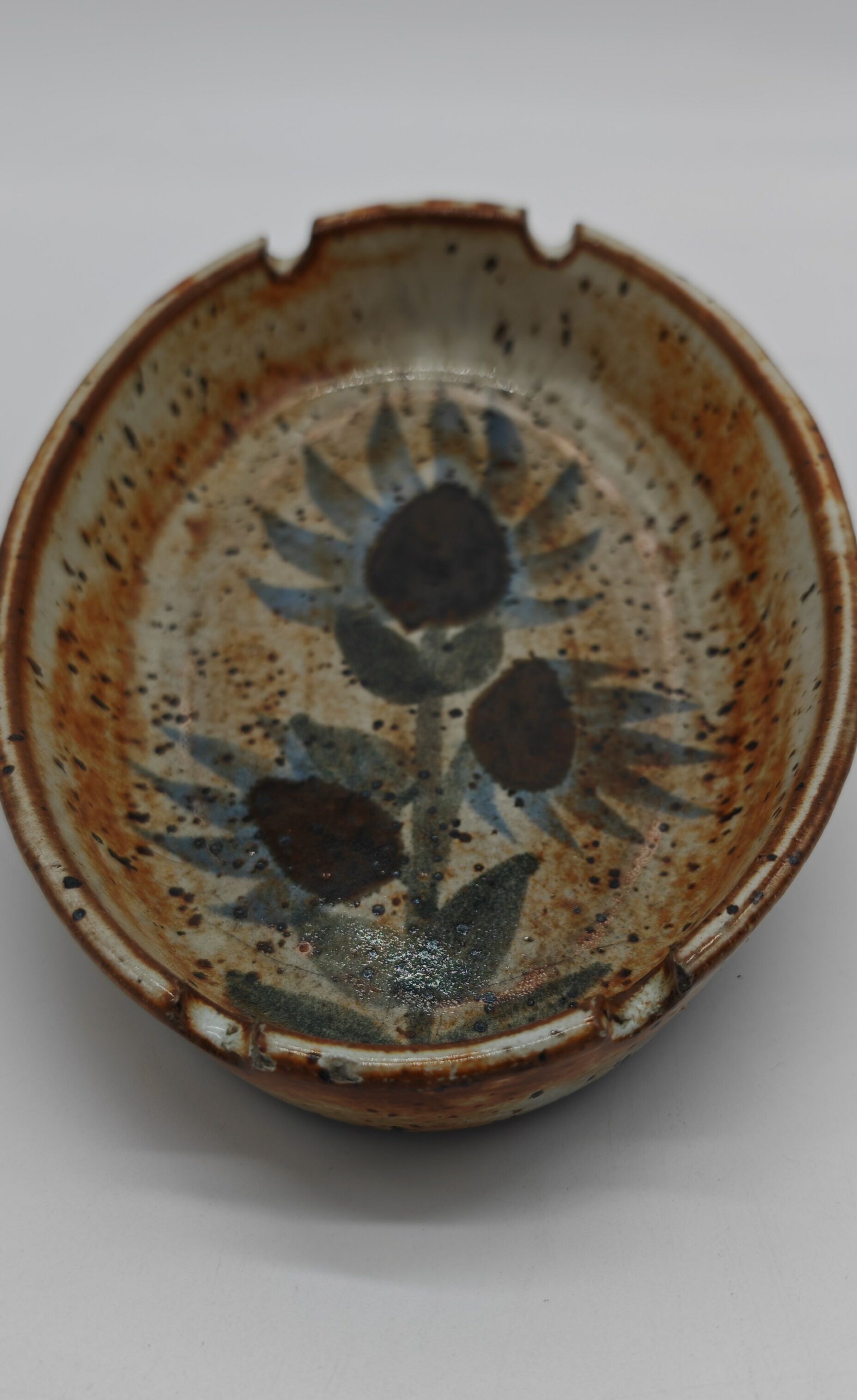 Ravier with pyrite stoneware thistles