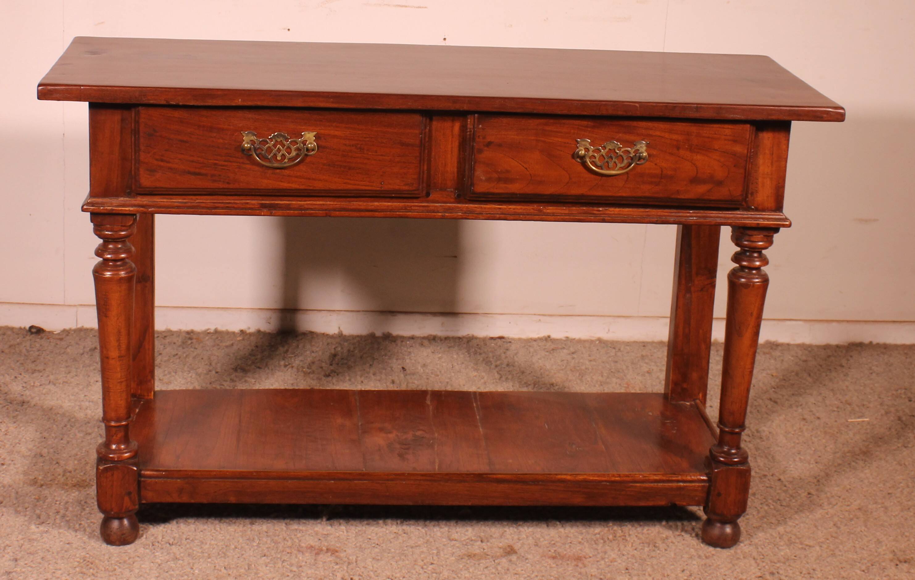 dessert or English console from the 19th century