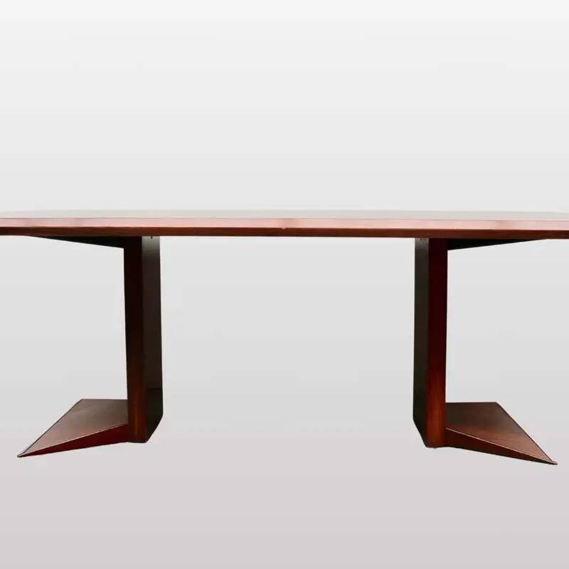 A table by Osvaldo Borsani, Italy 1970s.