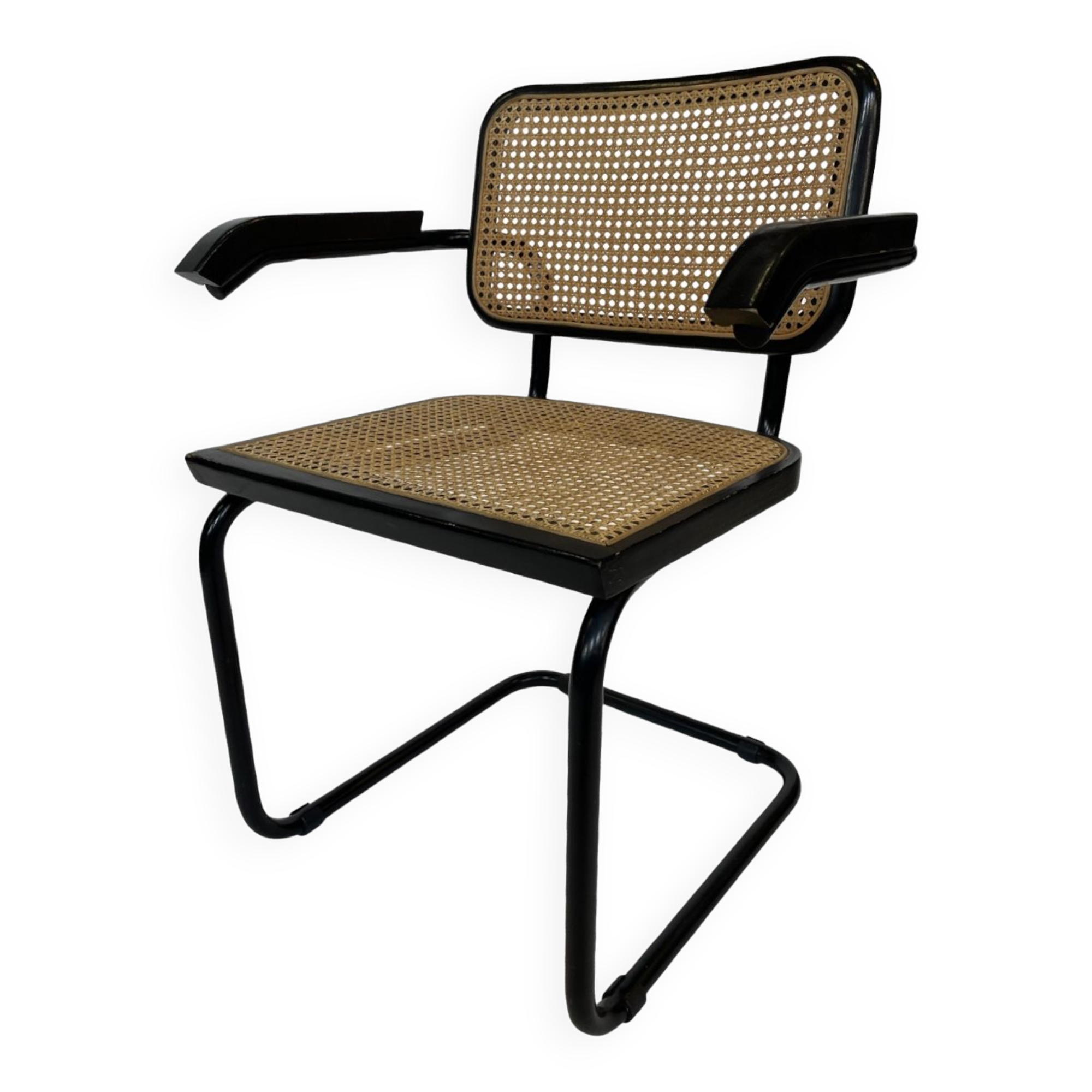 Cesca chair B64 with armrests by Marcel Breuer Design in black