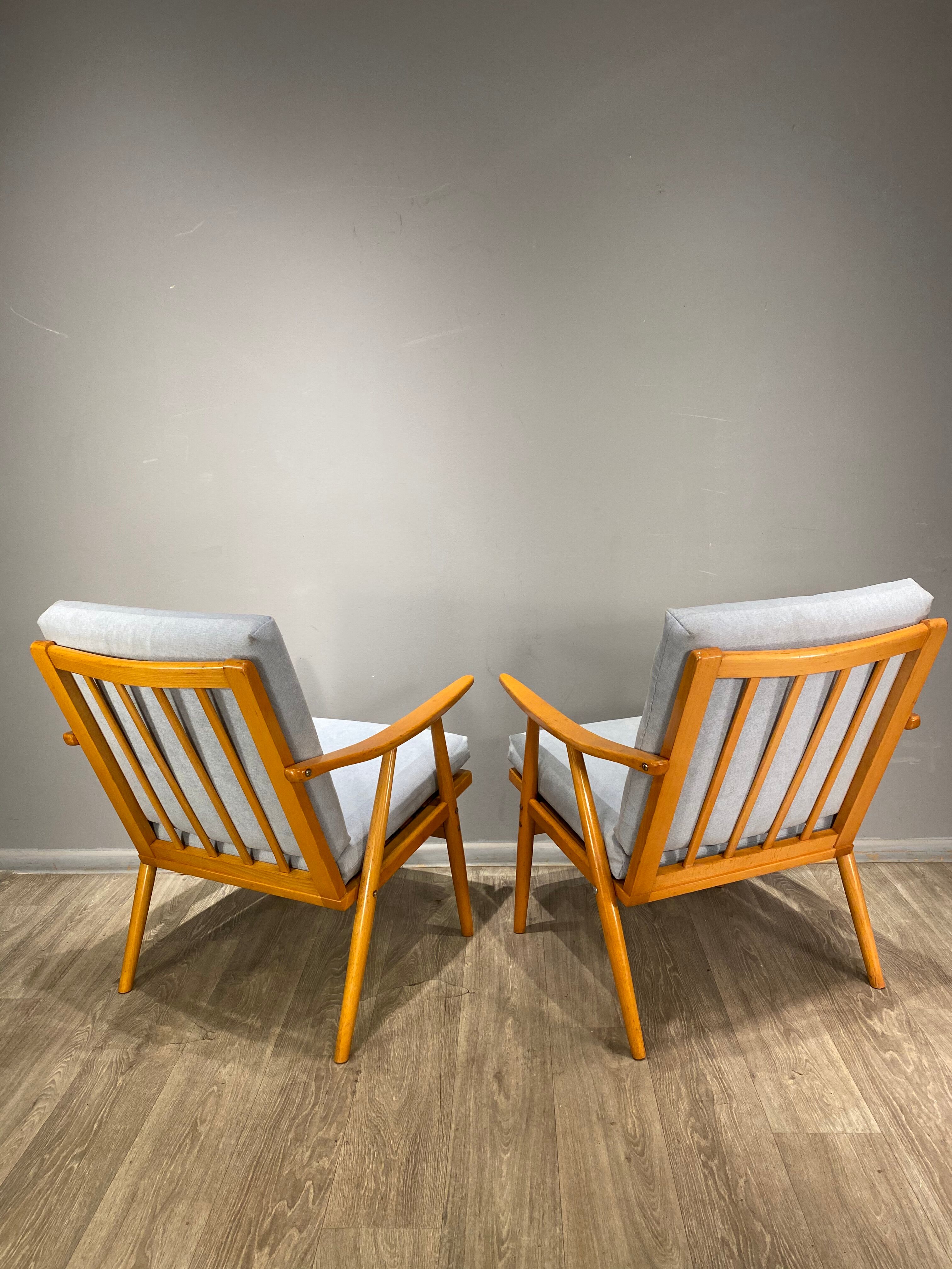 Para lekkich foteli TON Vintage Czechy 60'