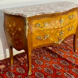 Chest of drawers Frying pan with floral decoration Louis XV style