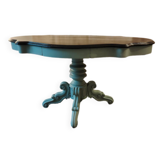 Violin table