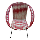 Fauteuil scoubidou ancien.