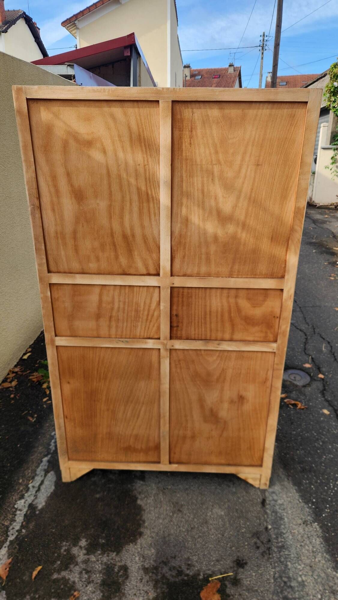 Mado buffet vintage from the 1960s - In sanded raw wood
