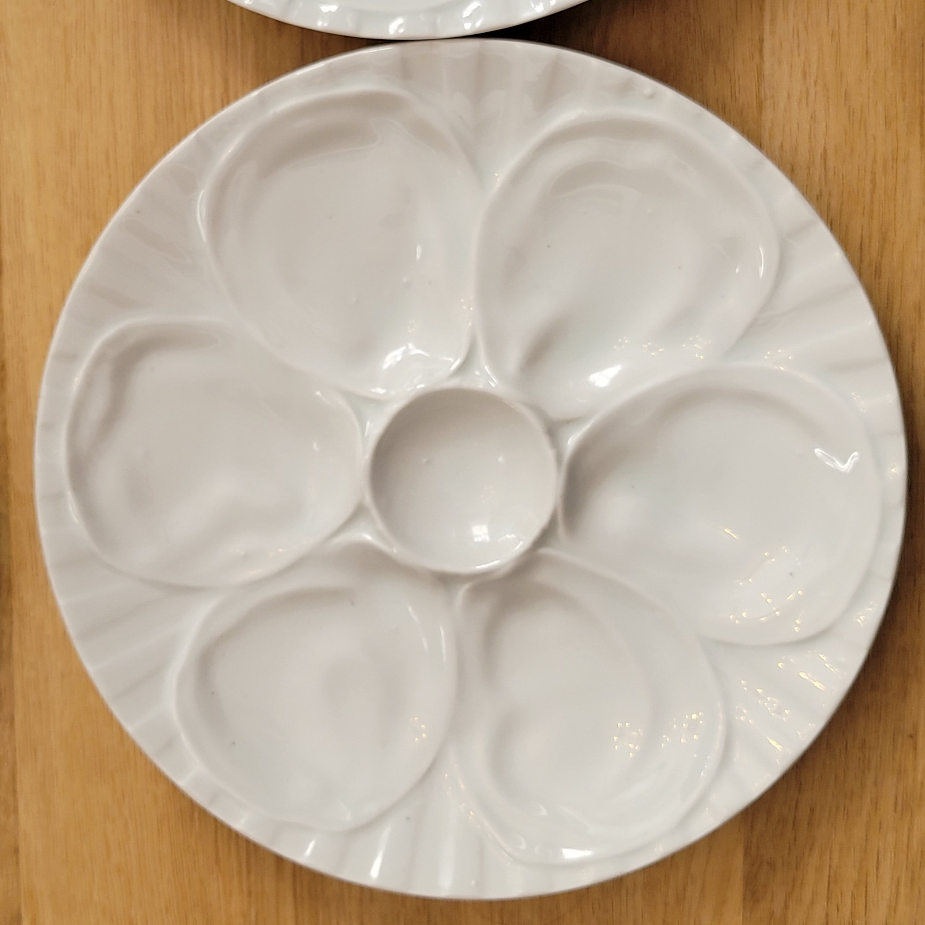 6 oyster plates in Pillivuyt porcelain