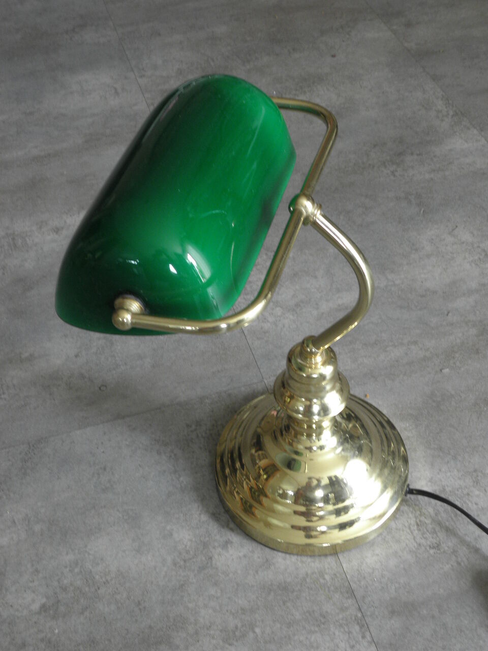 Green Glass Bankers Lamp