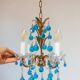 Lustre italien en metal doré avec des gouttes cristal Murano bleu turquoise