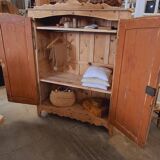 Armoire ancienne en sapin