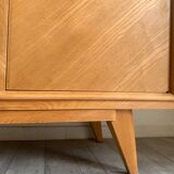 Sideboard with compass feet