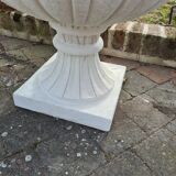 Medici vase in reconstituted stone