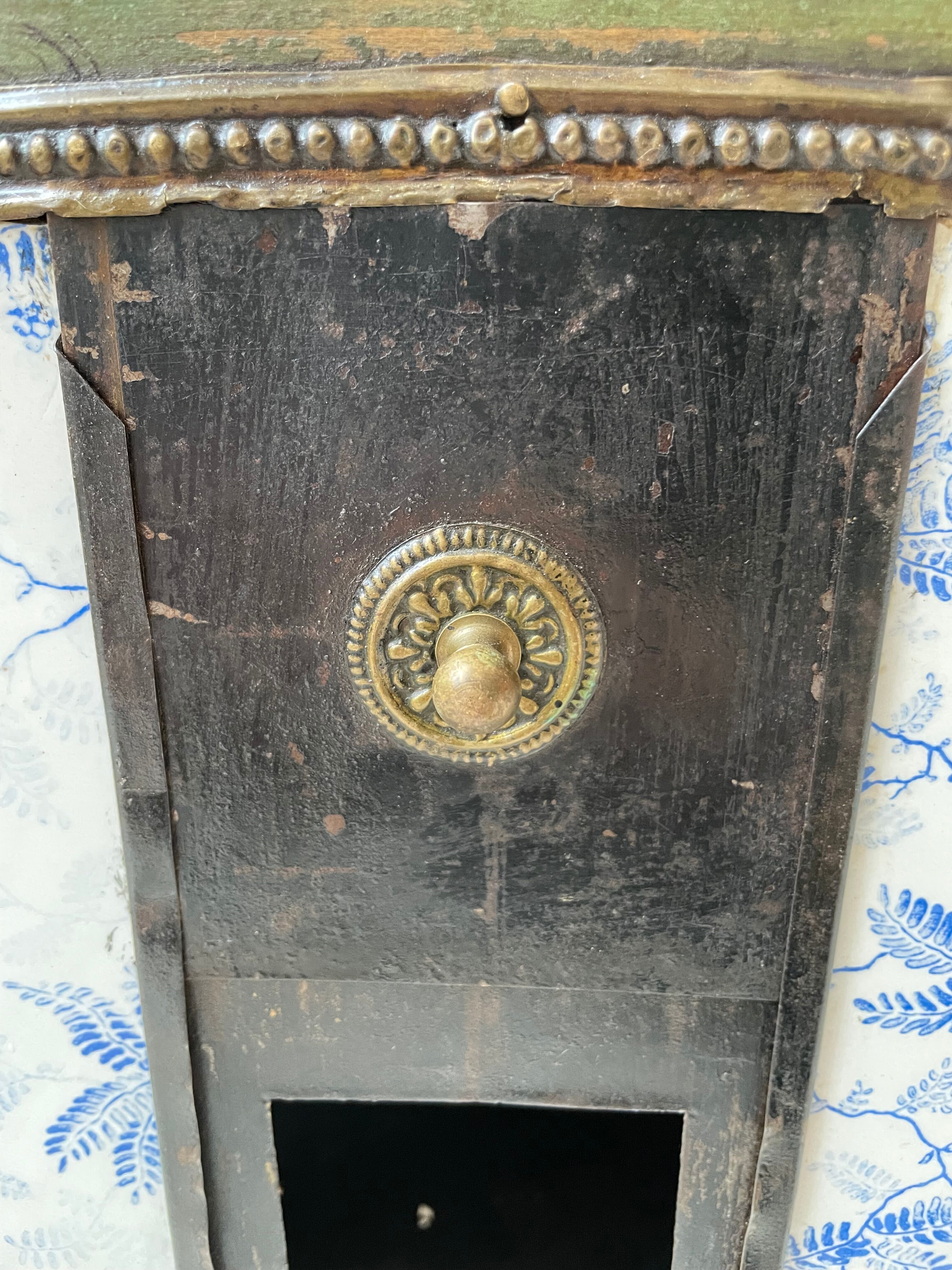 Children's toy stove antique