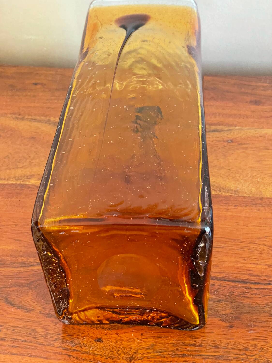 Grand vase ambré 1970