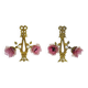 Paire d'Appliques murales en bronze à décor de noeuds à 2 bras à tulipe mauve Signées DP. Années 40