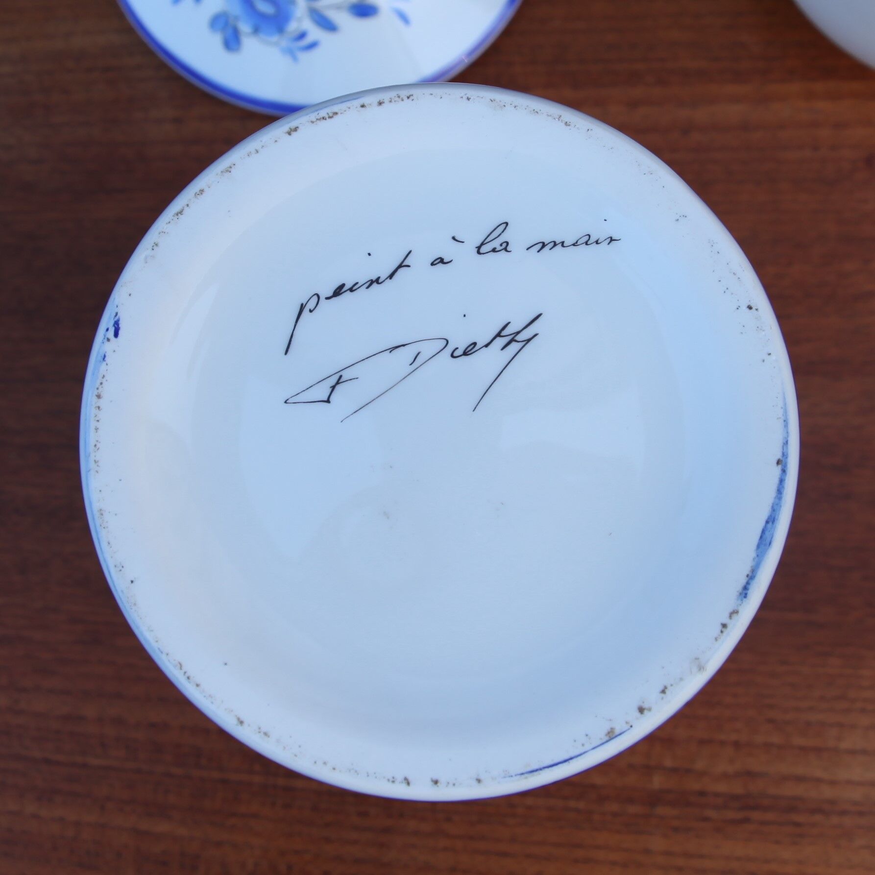 Pom Nervi porcelain pharmacy pot