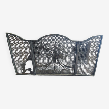 Wrought iron fireplace screen