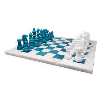 Magnifique jeu d’échecs turquoise et blanc des années 1970 en albâtre de Volterra fait à la main en Italie