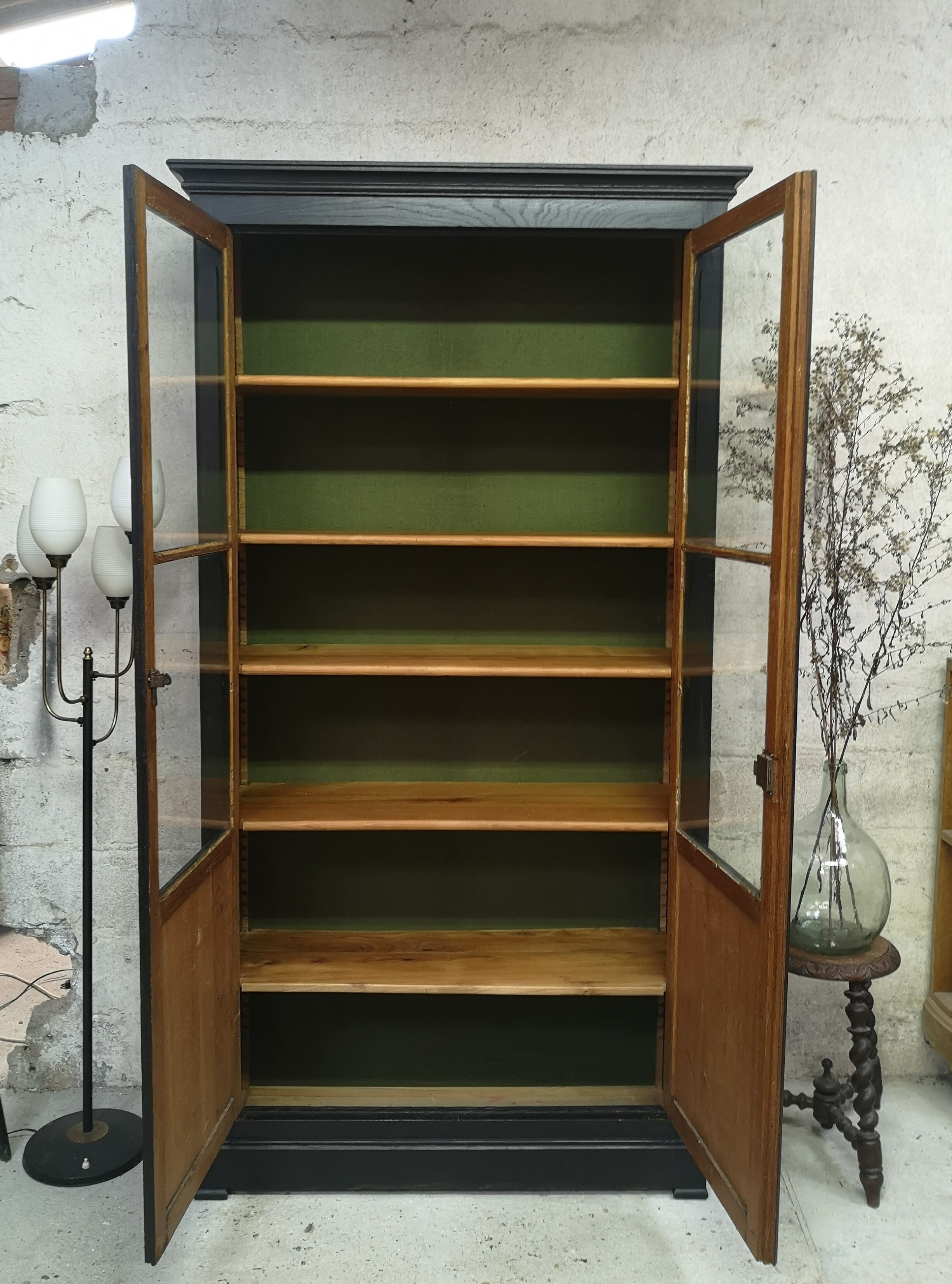 Old library solid oak cabinet curiosity patina shabby gustavien