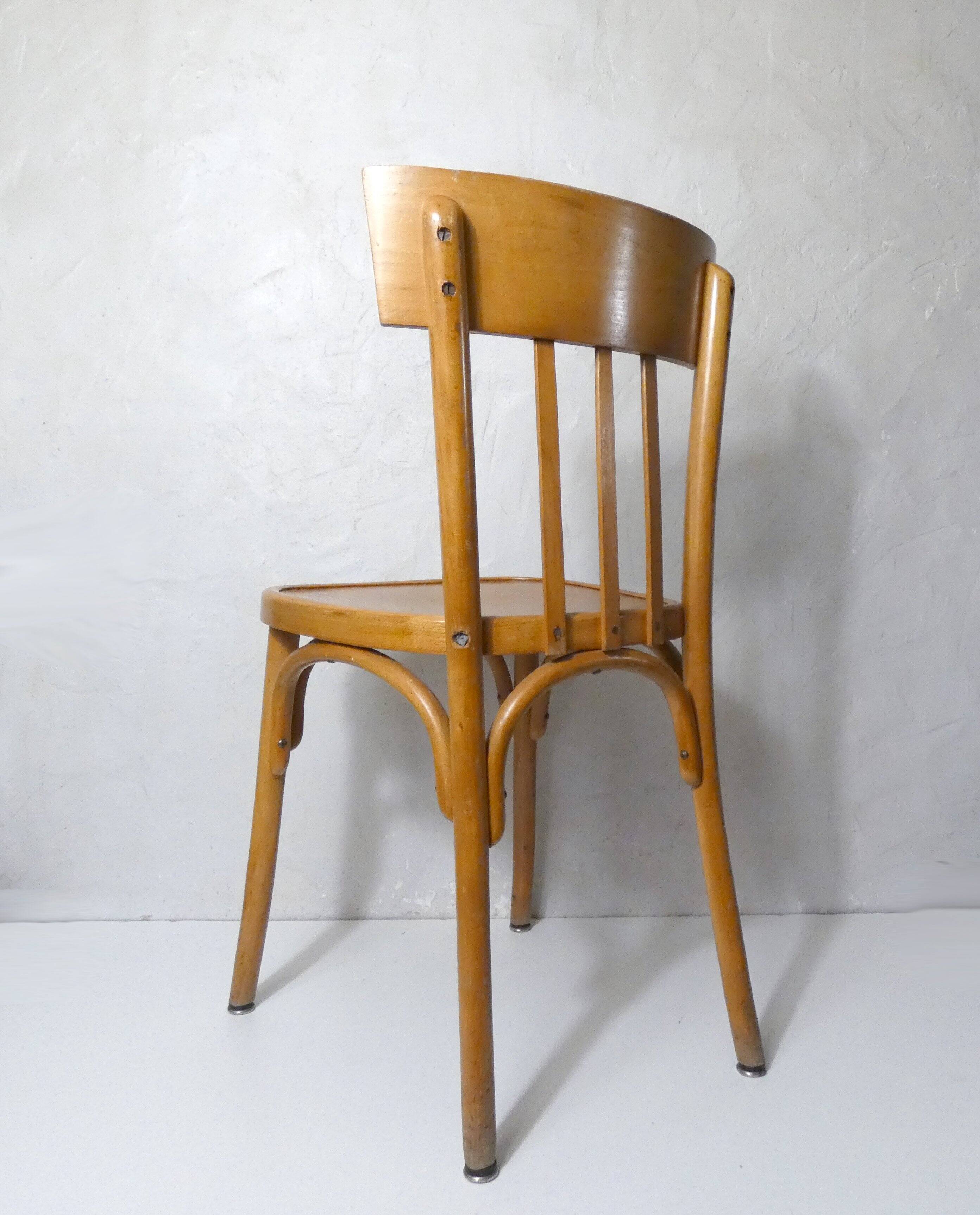 Ancienne chaise bistrot Baumann en bois courbé