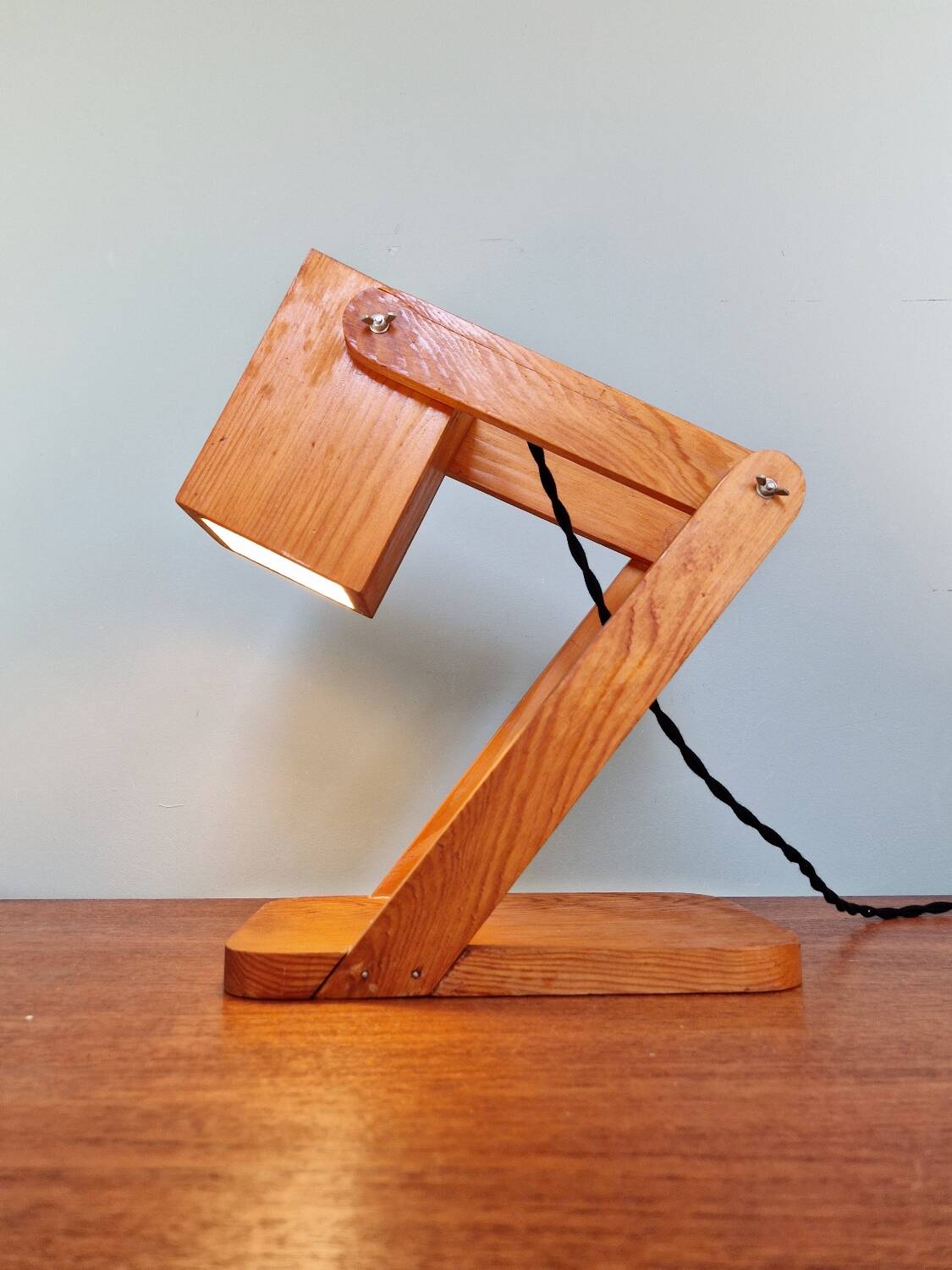 Articulated wooden desk lamp, 1960s-70s