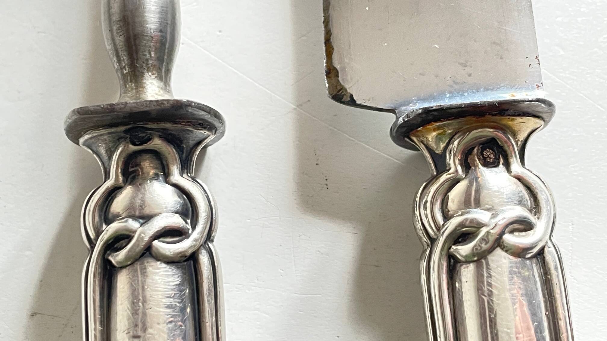 Silver and Silver-Plated Meat Cutlery PARIS