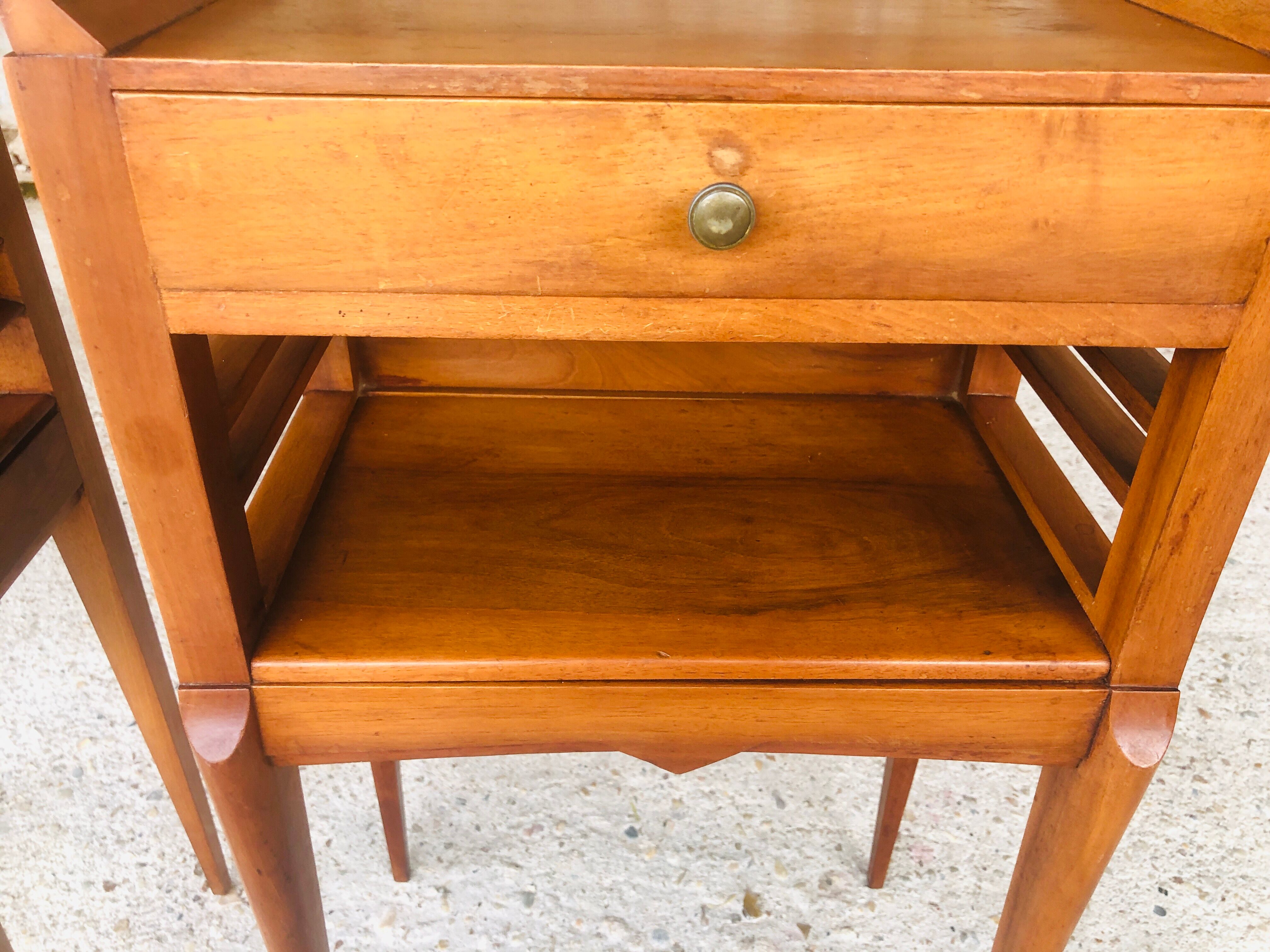 Pair of Italian bedsides, Art deco 50s