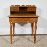 Petit Bureau à Gradin en Merisier Blond, style Louis Philippe – Fin XIXe