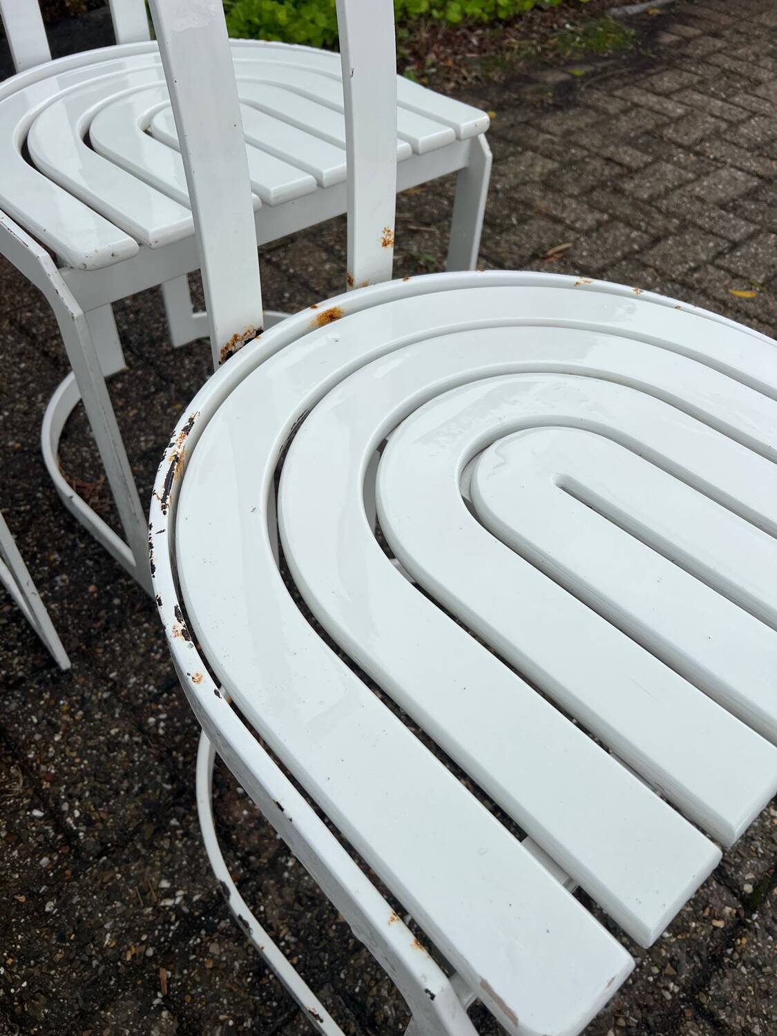 Set of 8 dining room chairs
