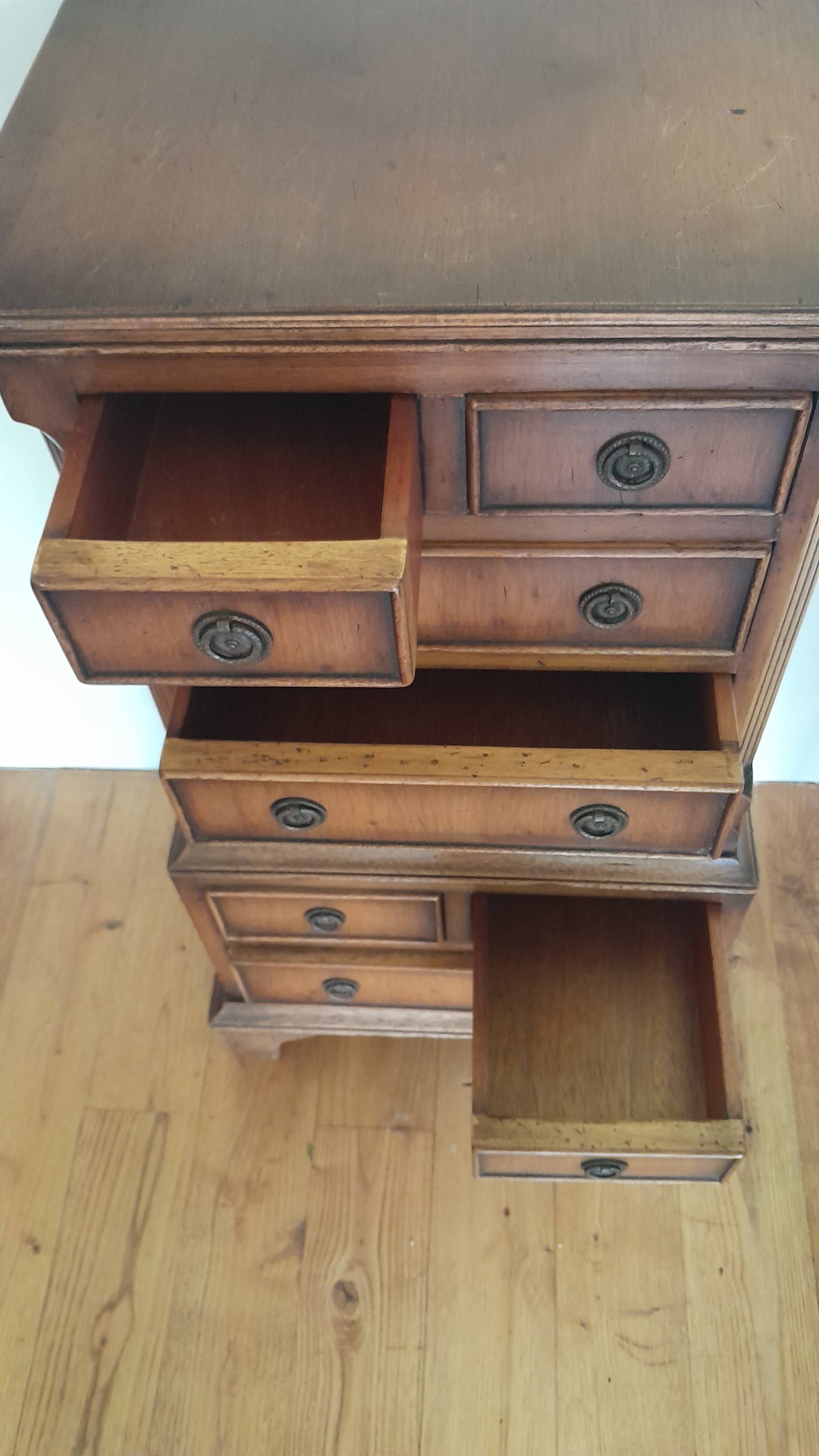 Small drawer unit jaycee furniture LTD