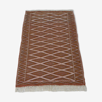Tapis vintage kilim berbère marocain  nomade , tapis kelim tissé à la main