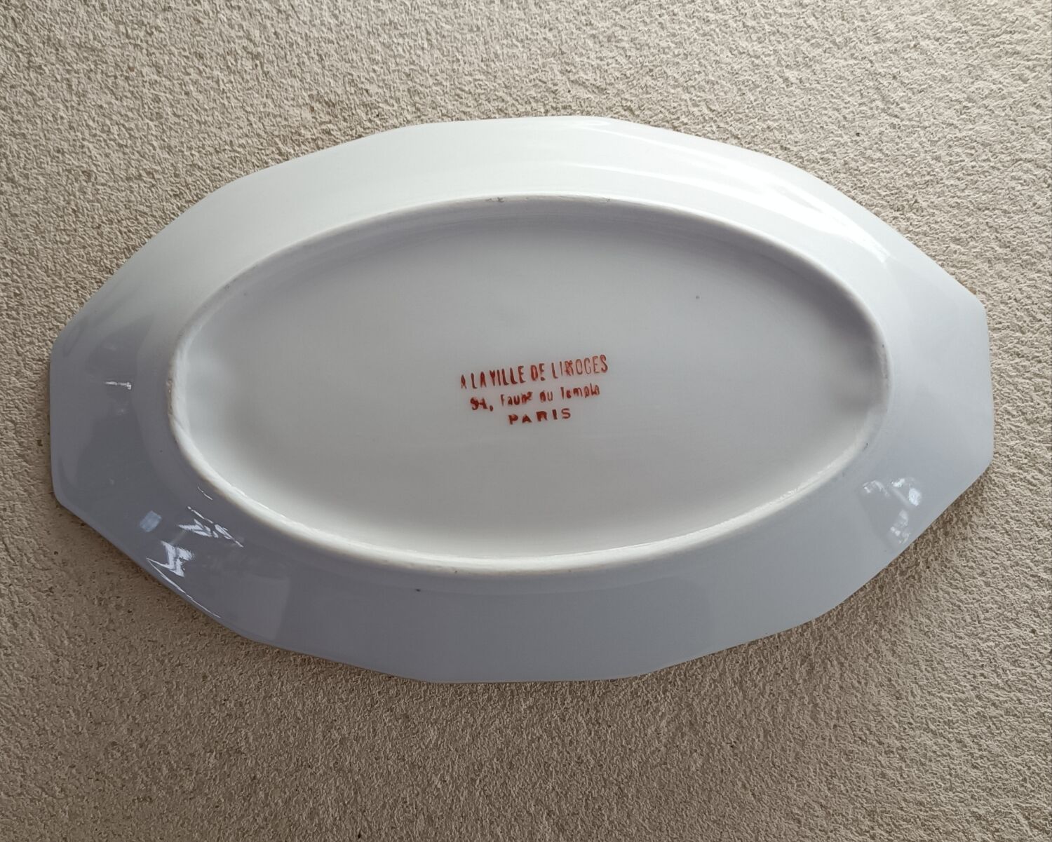Porcelain dish