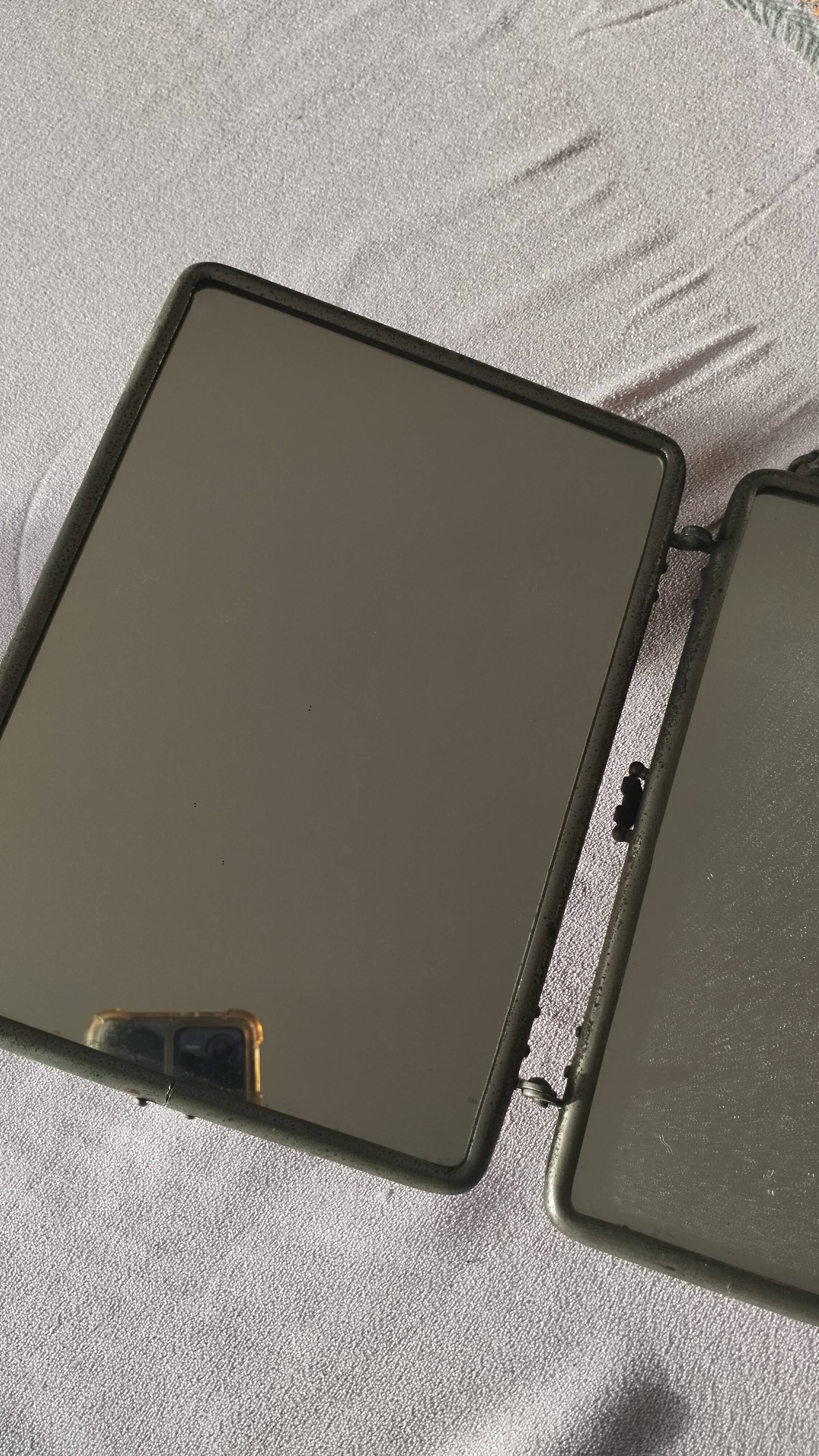 Triptych barber mirror