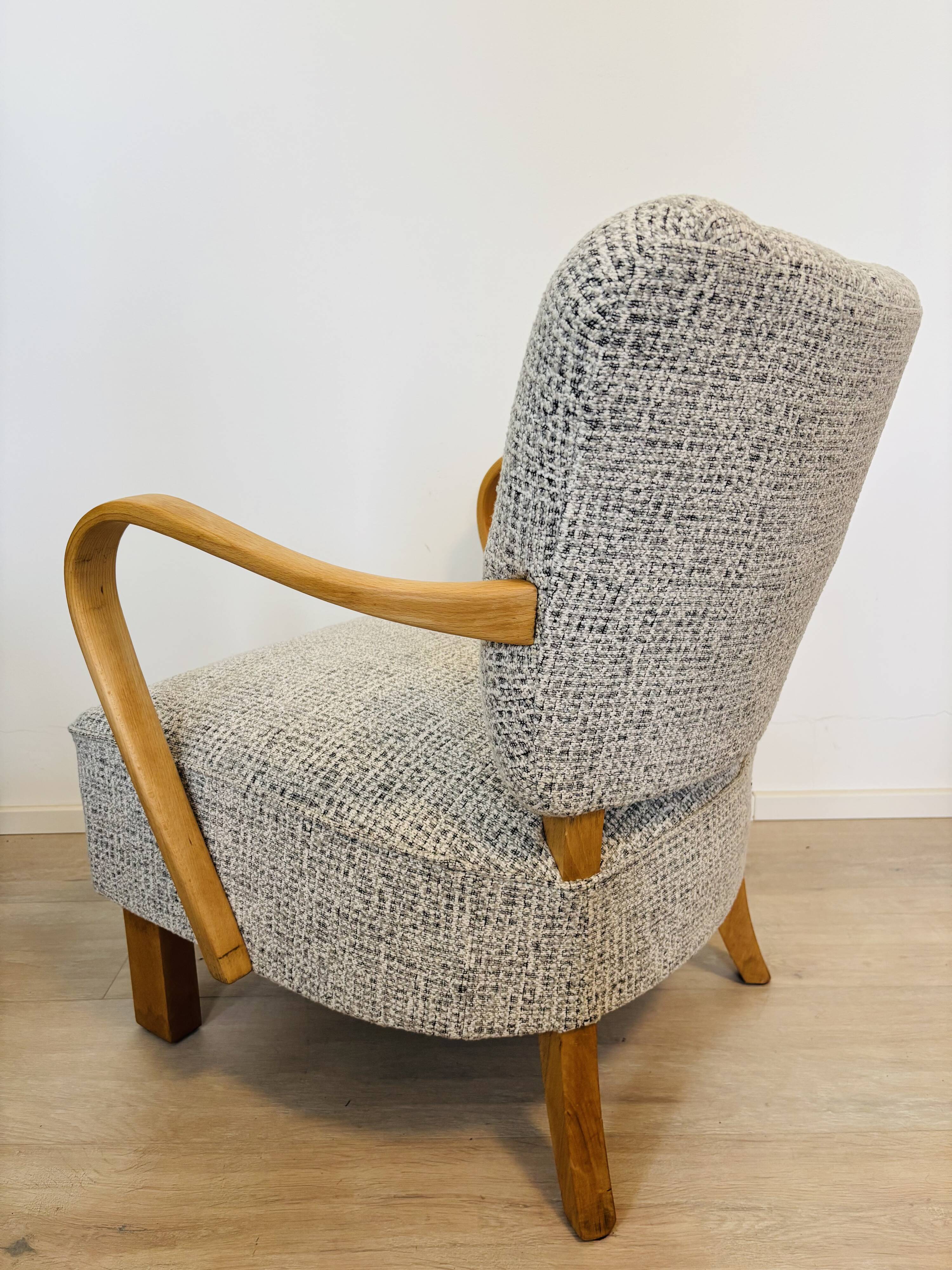 Fully Restored Vintage Lounge Arm Chair by Jindrich Halabala H-237, 1950’s