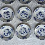 Boch Frères Grand Bouquet plates