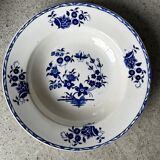 11 assiettes 19e Boch Freres