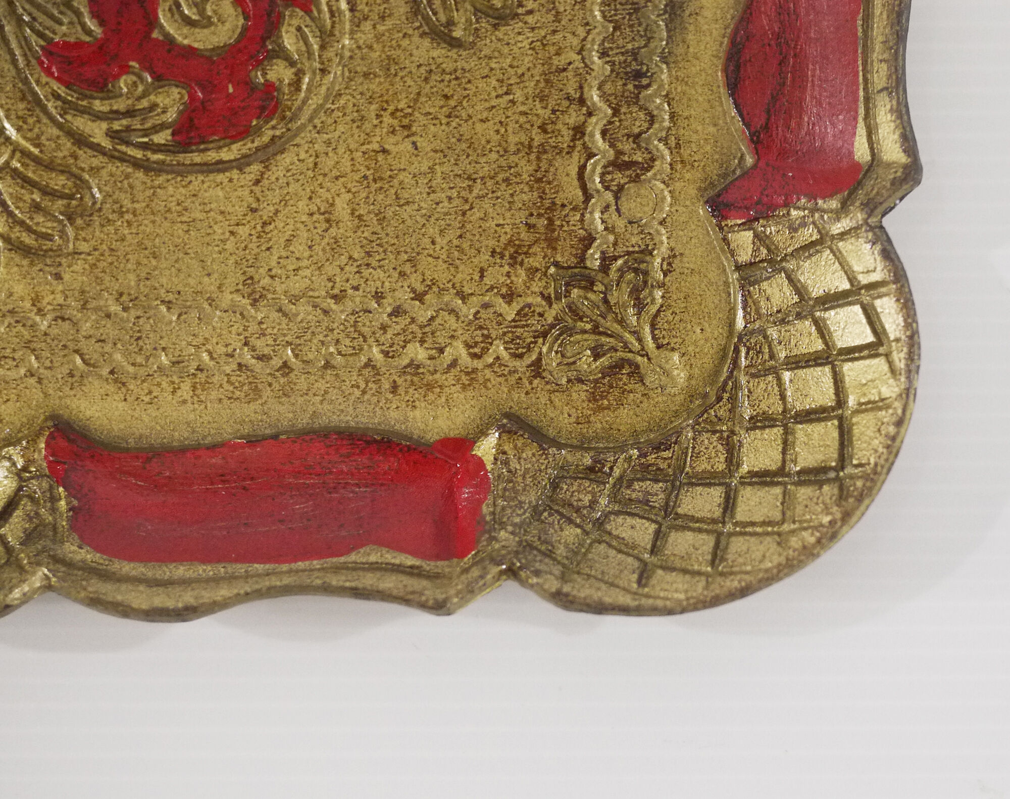 Tray florentine gold and red