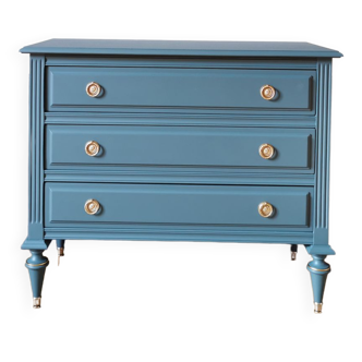 Renovated chest of drawers