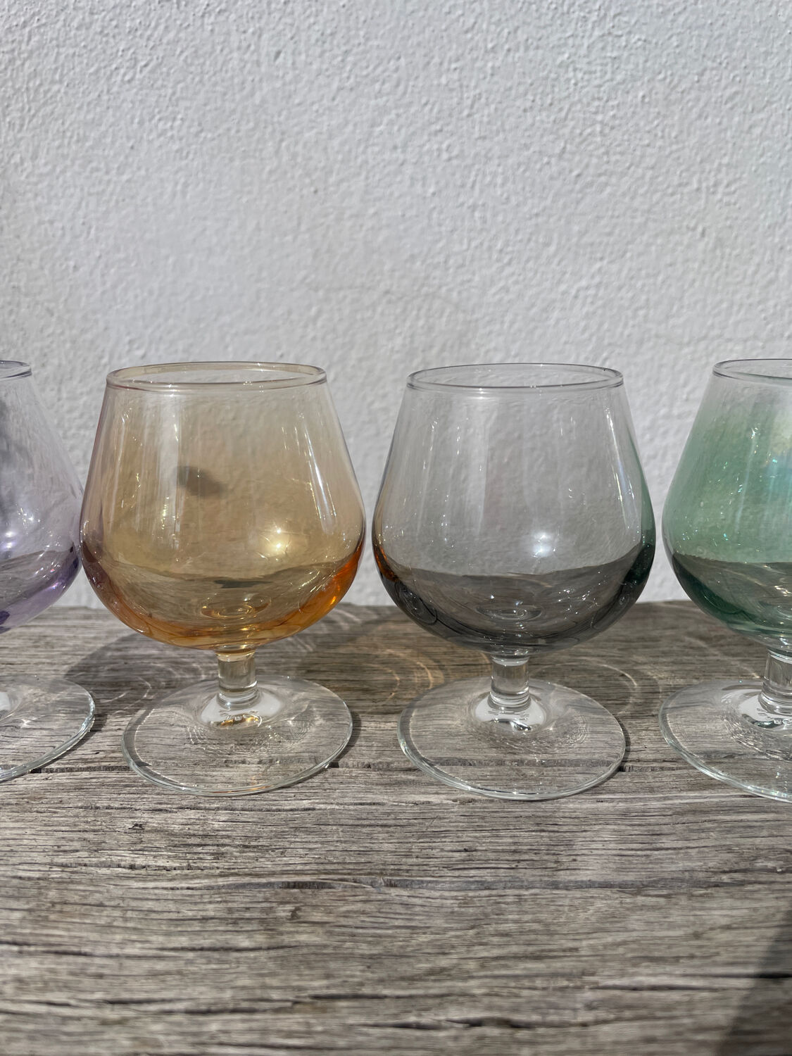 6 multicoloured balloon wine glasses