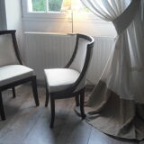 2 Trimmed armchairs