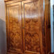 Armoire Parisienne époque Louis Philippe en ronce de noyer circa 1830