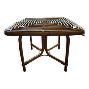 Table basse en rotin