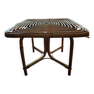 Table basse en rotin