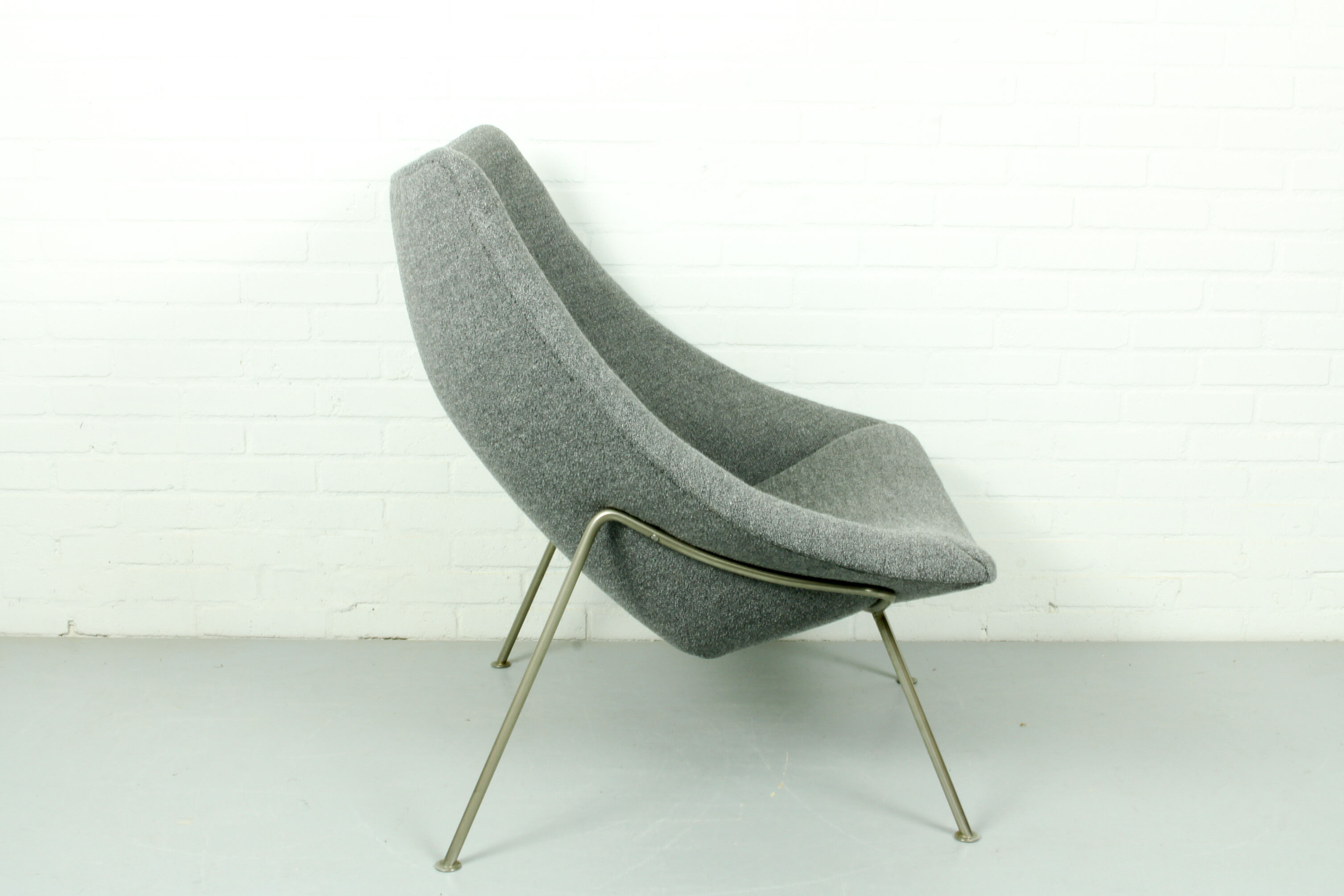 Armchair Oyster flesh by Pierre Paulin for Artifort