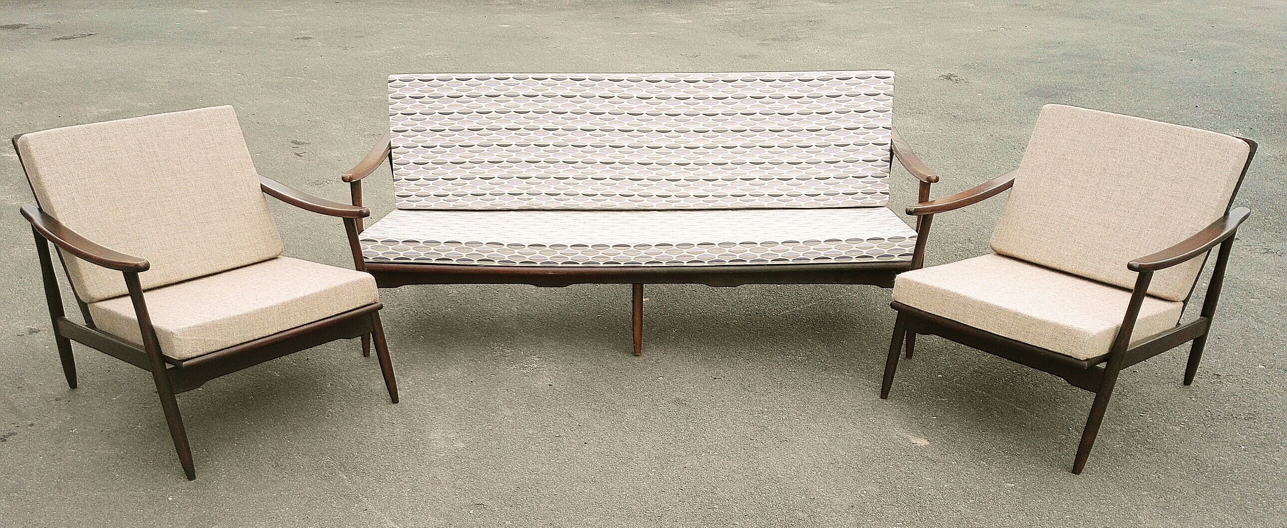 Scandinavian  bench