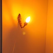 Antique wall lights in gilded brass – Louis XV style, charm and elegance